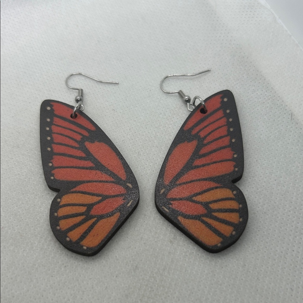 NWOT Butterfly Wing Earrings
